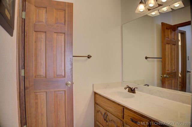 8637 S 73rd East Avenue, Tulsa, OK 74133