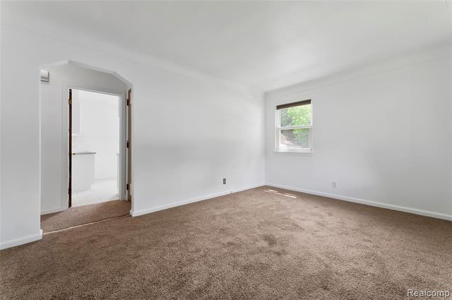 12000 Bramell, Redford, MI 48239
