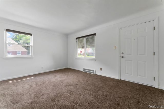 12000 Bramell, Redford, MI 48239
