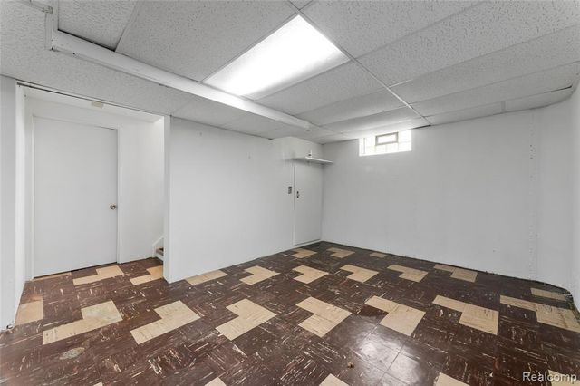 12000 Bramell, Redford, MI 48239