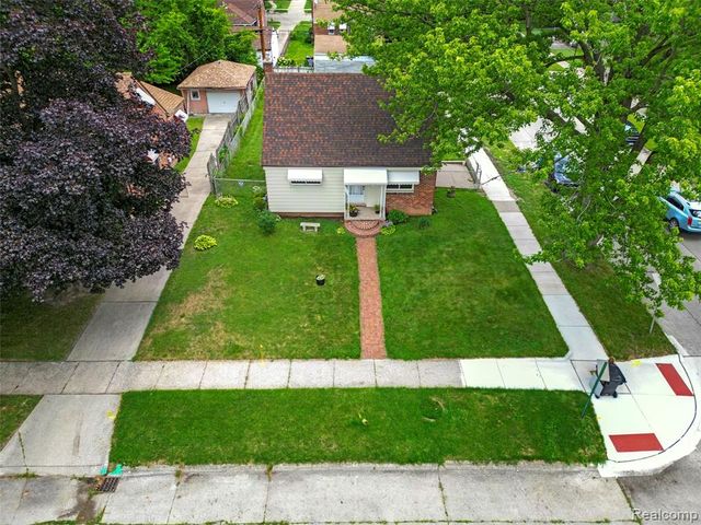 12000 Bramell, Redford, MI 48239