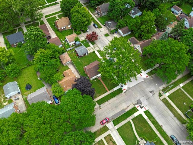 12000 Bramell, Redford, MI 48239