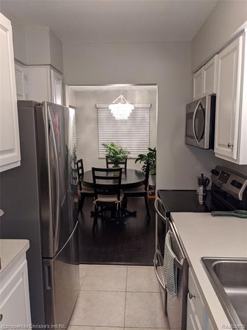 1514 Normandy Road 203, Royal Oak, MI 48073