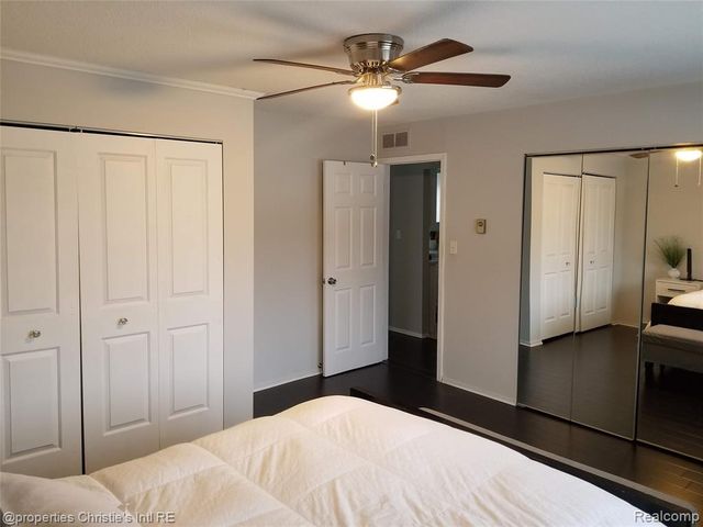 1514 Normandy Road 203, Royal Oak, MI 48073