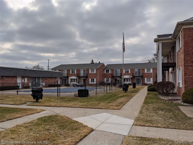1514 Normandy Road 203, Royal Oak, MI 48073