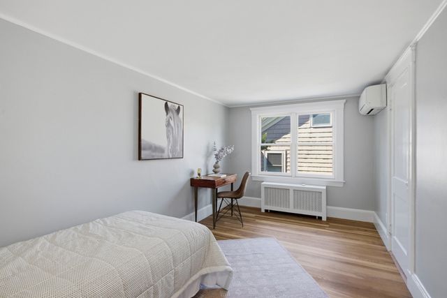 18 Middle St, Lexington, MA 02421