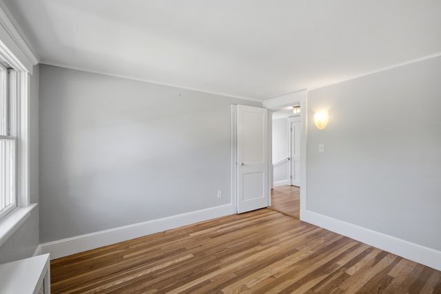 18 Middle St, Lexington, MA 02421