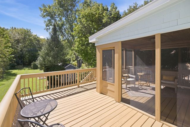 18 Middle St, Lexington, MA 02421