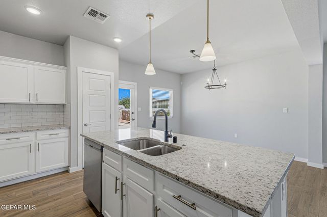 3620 NOTION Place, El Paso, TX 79938