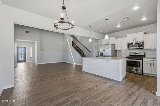 3620 NOTION Place, El Paso, TX 79938
