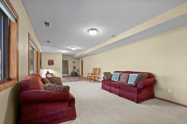 2664 Borden Court, Inver Grove Heights, MN 55076