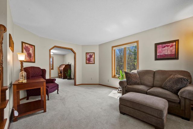 2664 Borden Court, Inver Grove Heights, MN 55076