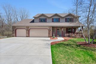 2664 Borden Court, Inver Grove Heights, MN 55076