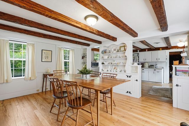 236 Mendon St, Upton, MA 01568