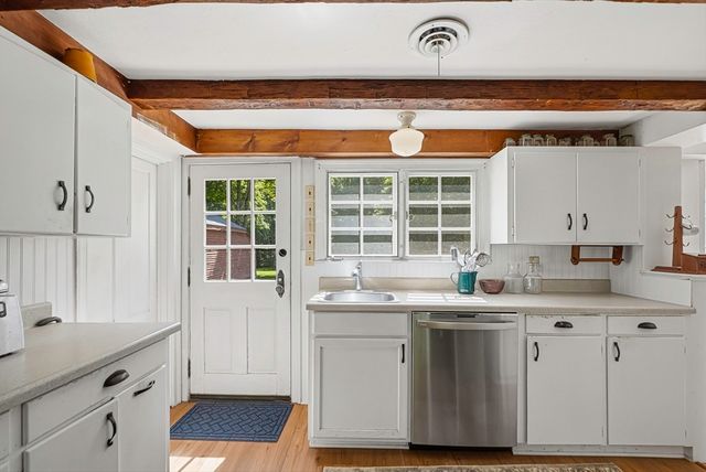 236 Mendon St, Upton, MA 01568
