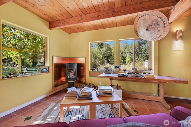 1673 Woodland Drive, Port Townsend, WA 98368