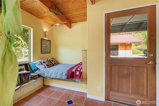 1673 Woodland Drive, Port Townsend, WA 98368