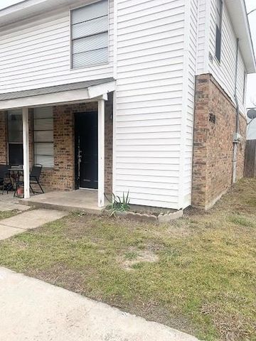 3741 Bonnie Drive A, Fort Worth, TX 76116