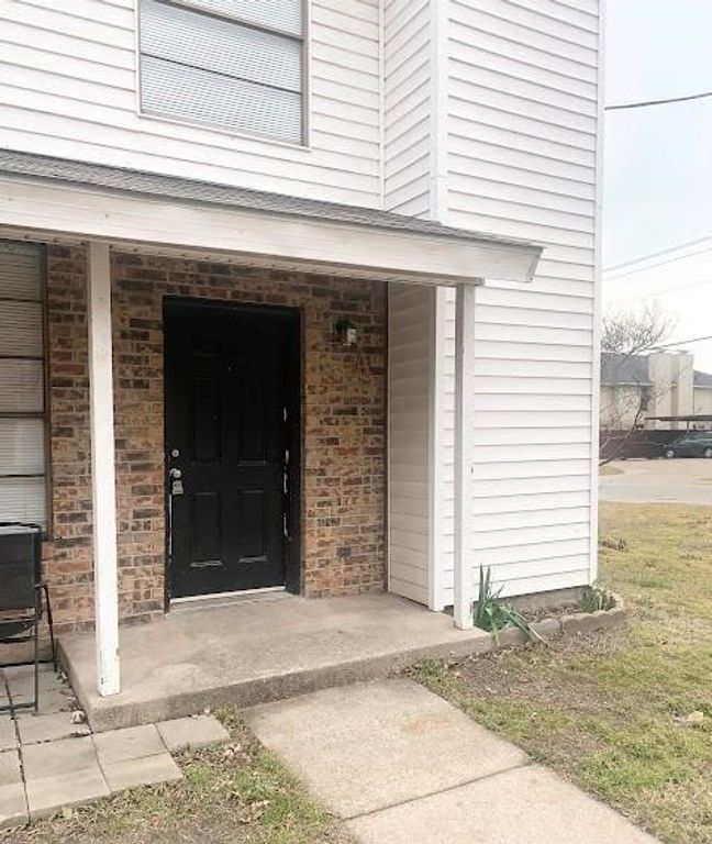 3741 Bonnie Drive A, Fort Worth, TX 76116