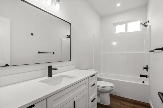 4914 E Fairview Ave, Spokane, WA 99217