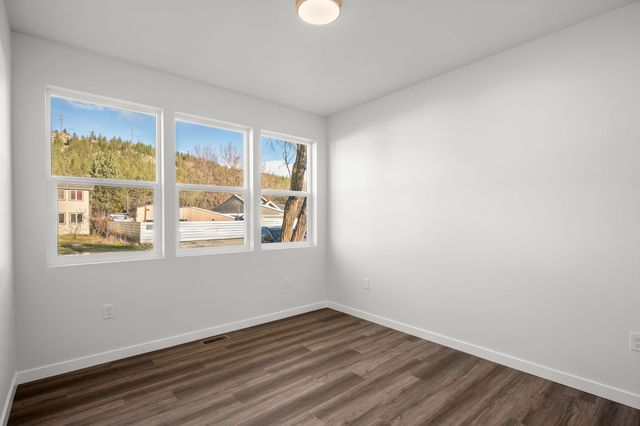 4914 E Fairview Ave, Spokane, WA 99217