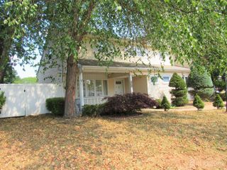 26 Lincroft Avenue, Old Bridge, NJ 08857