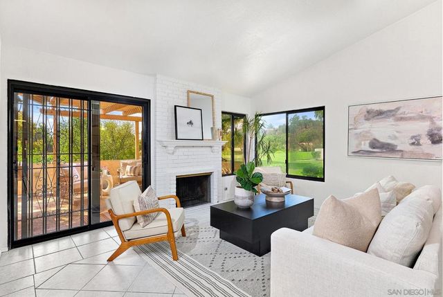 17804 Corte Huasco 58, San Diego, CA 92128