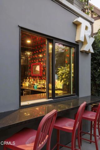 1411 Edgehill Place, Pasadena, CA 91103