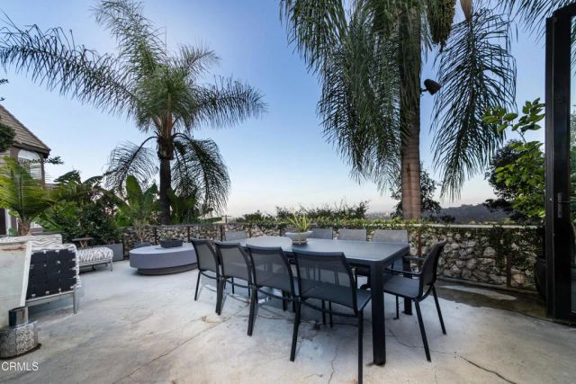 1411 Edgehill Place, Pasadena, CA 91103