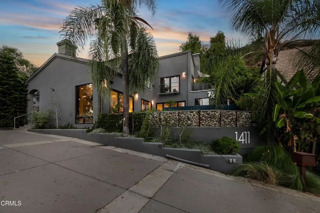 1411 Edgehill Place, Pasadena, CA 91103