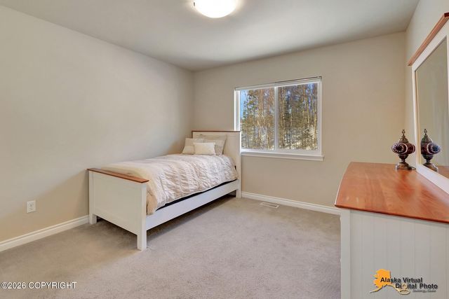 6047 E Sun Crest Drive, Wasilla, AK 99654