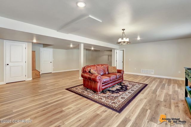 6047 E Sun Crest Drive, Wasilla, AK 99654