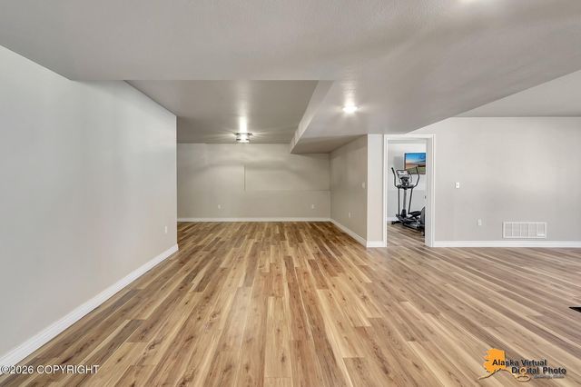 6047 E Sun Crest Drive, Wasilla, AK 99654