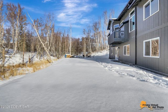 6047 E Sun Crest Drive, Wasilla, AK 99654