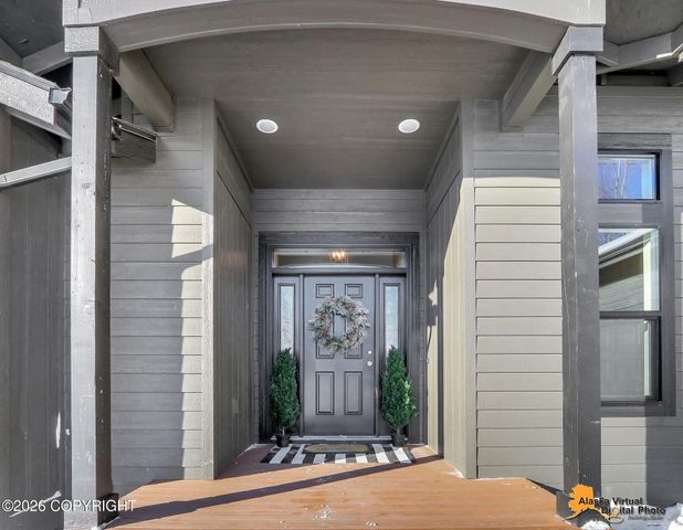 6047 E Sun Crest Drive, Wasilla, AK 99654