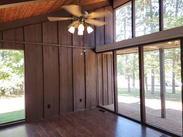 395 River Road, Decatur, TN 37322