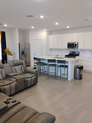 1016 Flameleaf Drive, Princeton, TX 75407