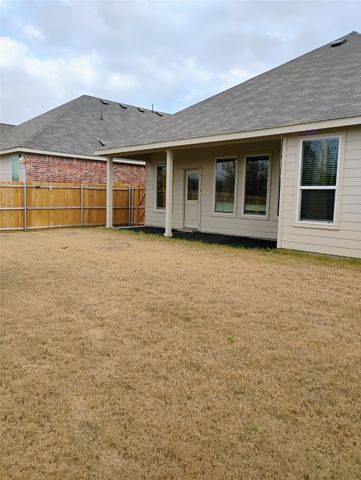 1016 Flameleaf Drive, Princeton, TX 75407