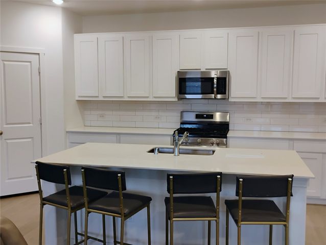 1016 Flameleaf Drive, Princeton, TX 75407