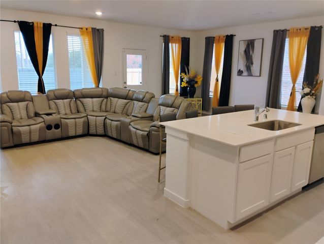 1016 Flameleaf Drive, Princeton, TX 75407