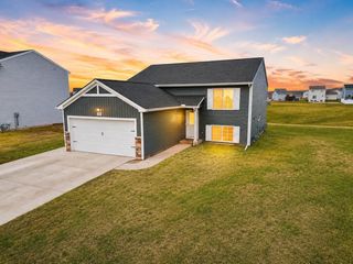 1700 Harper Grove Lane, Vicksburg Vllg, MI 49097