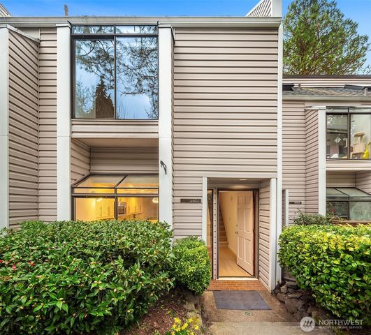 19805 15th Avenue NE #3, Shoreline, WA 98155