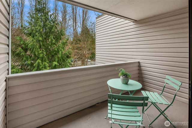 19805 15th Avenue NE #3, Shoreline, WA 98155