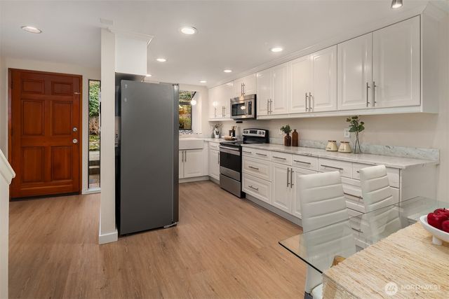 19805 15th Avenue NE #3, Shoreline, WA 98155