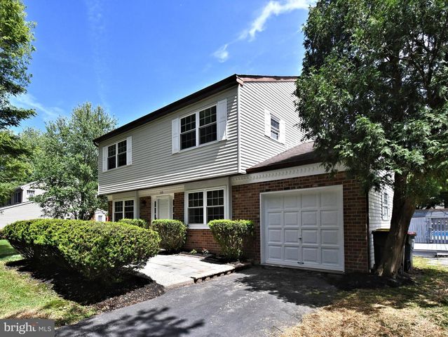 3115 GREENHILL LN, Norristown, PA 19401