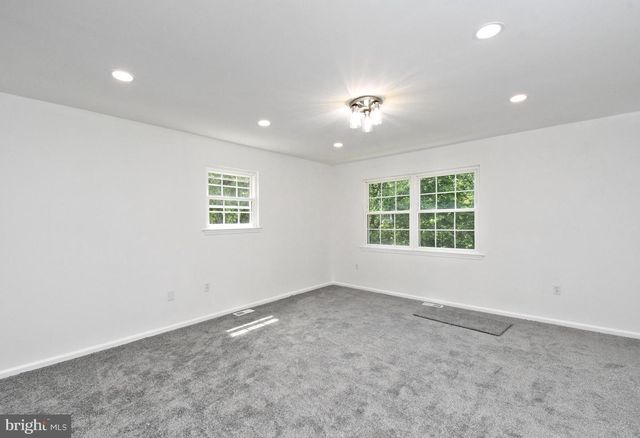 3115 GREENHILL LN, Norristown, PA 19401