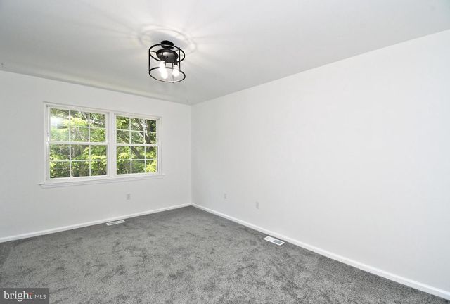 3115 GREENHILL LN, Norristown, PA 19401