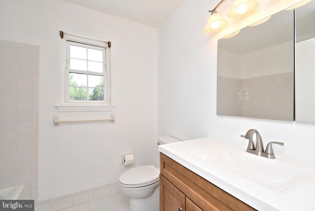 3115 GREENHILL LN, Norristown, PA 19401