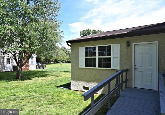 3115 GREENHILL LN, Norristown, PA 19401