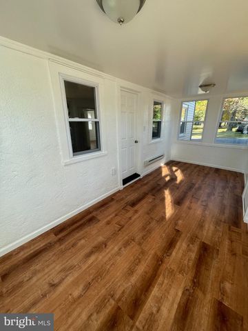 595 N BROADWAY, Deepwater, NJ 08023